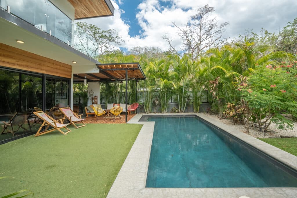 Private Tropical Oasis – 3-Minute Walk to Del Mar School