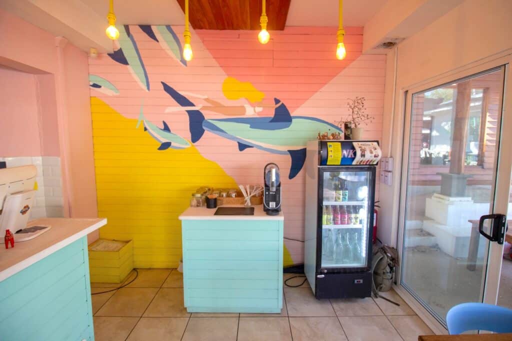 Profitable Restaurant in Prime Guiones Location